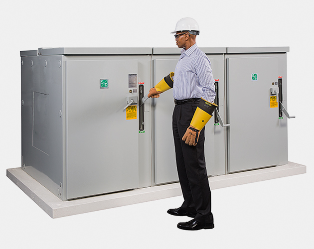 Custom Metal-Enclosed Switchgear Custom Metal-Enclosed Switchgear