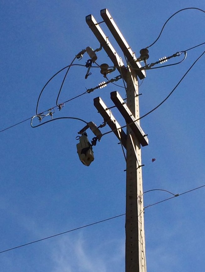 A TripSaver II recloser installation at Energisa Minas Gerais.