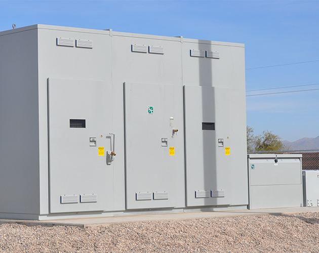 Custom Metal-Enclosed Switchgear Custom Metal-Enclosed Switchgear