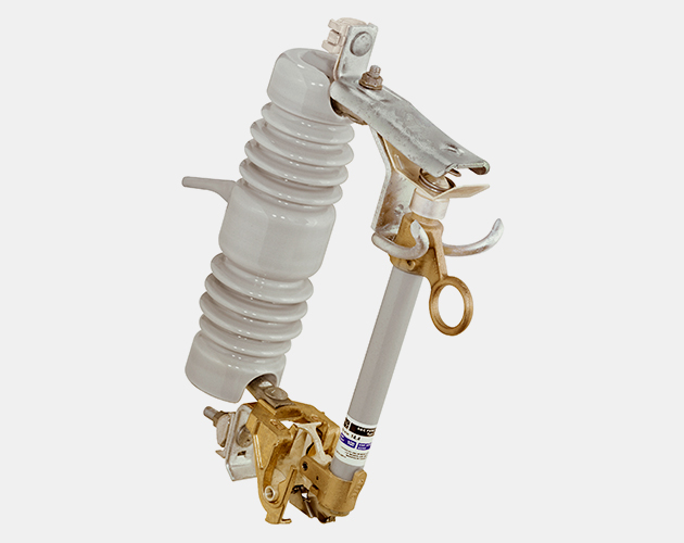 Type X S Fuse Cutout for outdoor distribution 4 point 16 k V through 25 k V fuse cutout, type xs fuse, protection to overhead distribution systems